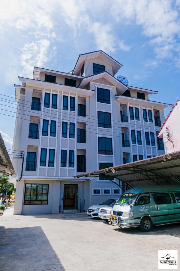 Hotel Calivefornia 2016 Chiang Rai Esterno foto