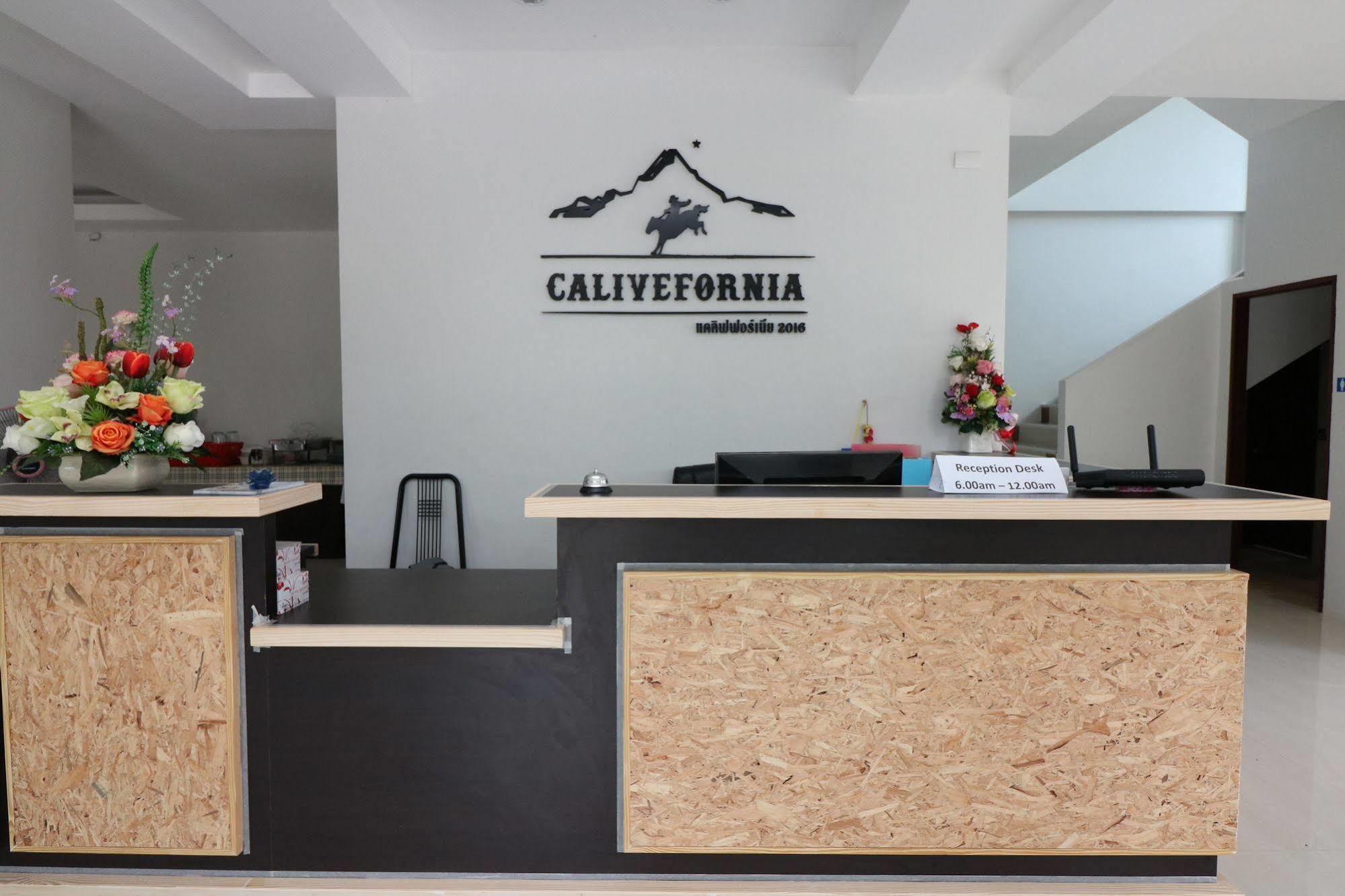 Hotel Calivefornia 2016 Chiang Rai Esterno foto