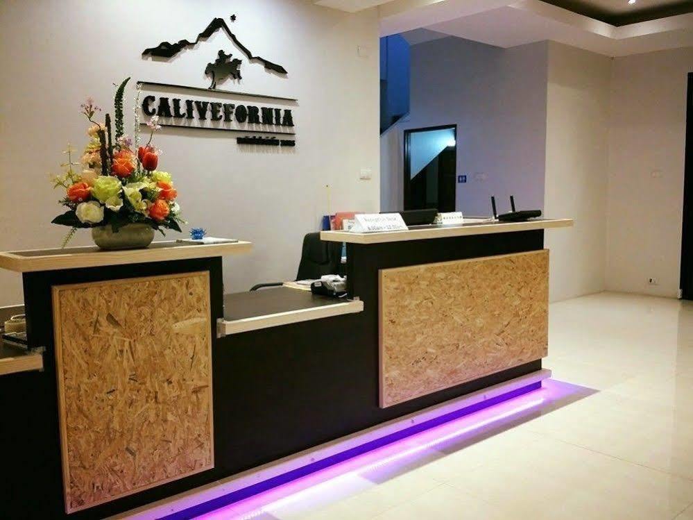 Hotel Calivefornia 2016 Chiang Rai Esterno foto